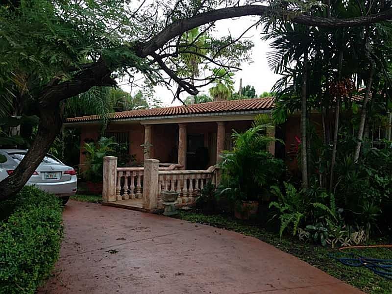 1st image of 580 NW 125th St