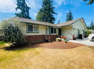 2317 Club Ct #1, Mount Vernon, WA 98273