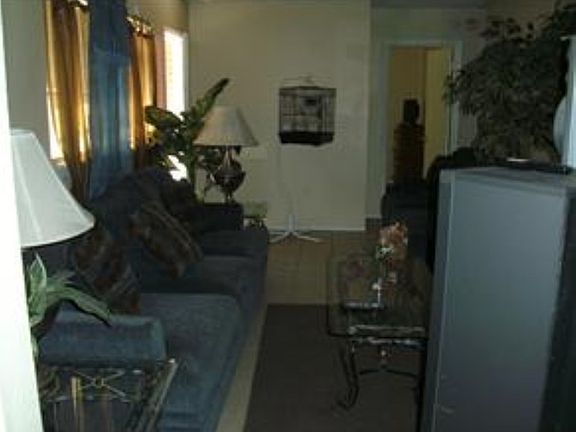 3rd image of 1609 Marks St #1/2