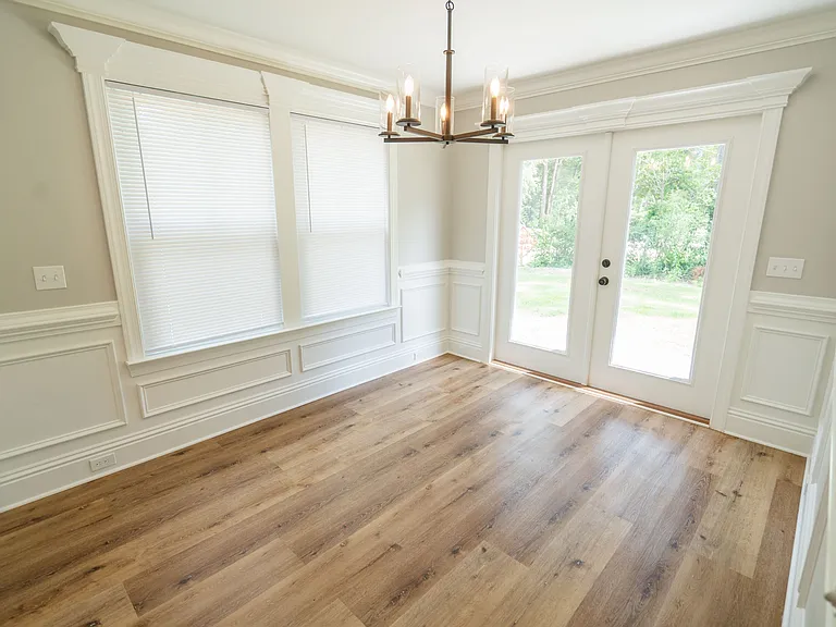 1607 Dr Martin Luther King Jr Memorial Rd — Photo 5