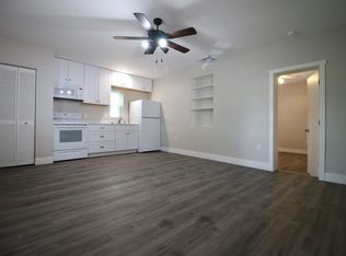 335 S Tuttle Ave #B, Sarasota, FL 34237