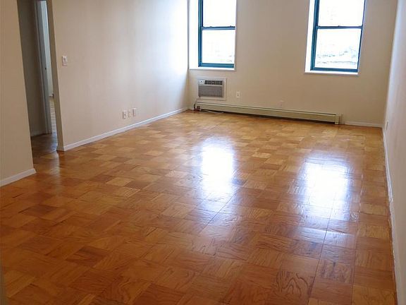 2nd image of 555 E 78th St APT 3G