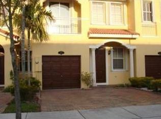 897 SW 151st Pl, Miami, FL 33194