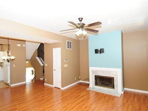 5th image of 10764 Gleneagle Dr