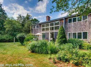 5 Guerin Ln, Chilmark, MA 02535