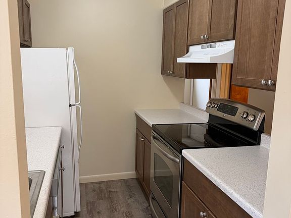 3rd image of 340 4th Ave E #A3