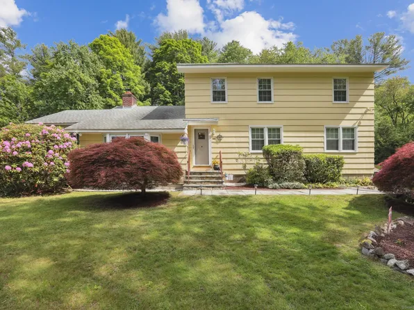 81 Park Road, Woodbury, CT 06798