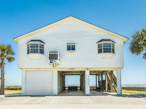 22509 Kennedy Dr, Galveston, TX 77554