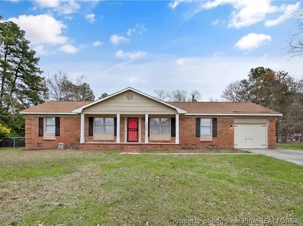 5904 Lake Terrace Ct, Fayetteville, NC 28304