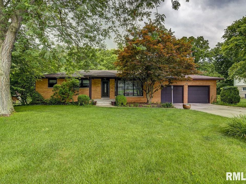 1st image of 9 Ridgeview Dr
