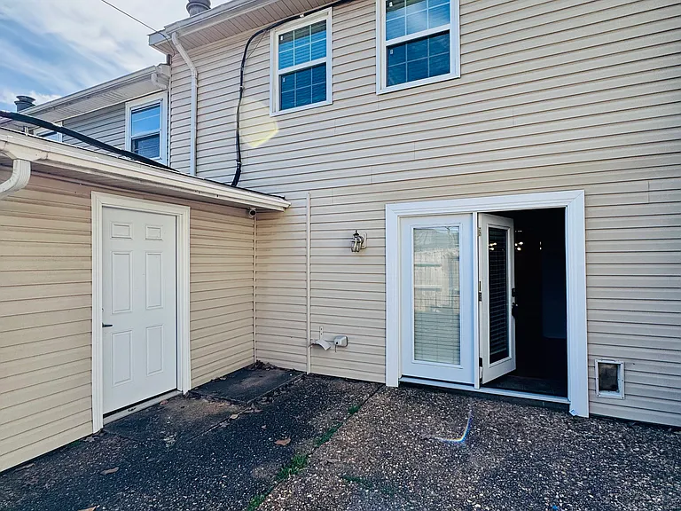 11 Pickering Dr — Photo 18