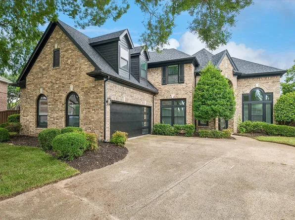 407 Greenway Ct, Coppell, TX 75019