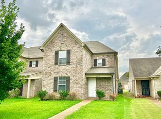 7915 Lowrance Rd, Memphis, TN 38125