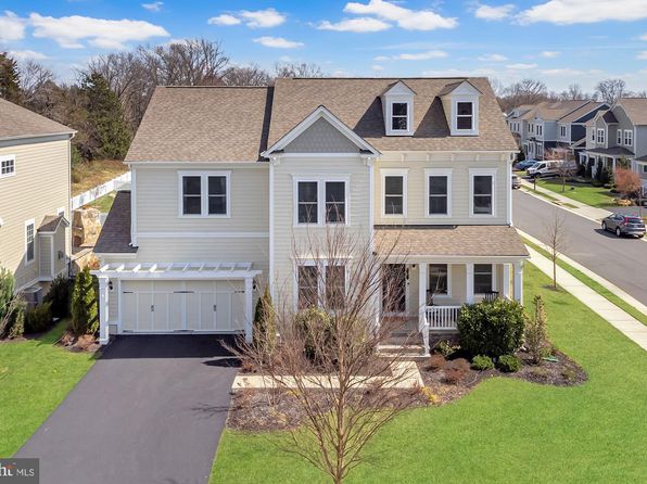 24642 Black Willow Dr, Aldie, VA 20105