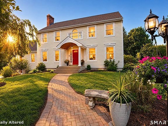 2nd image of 38 Spencer Brook Road