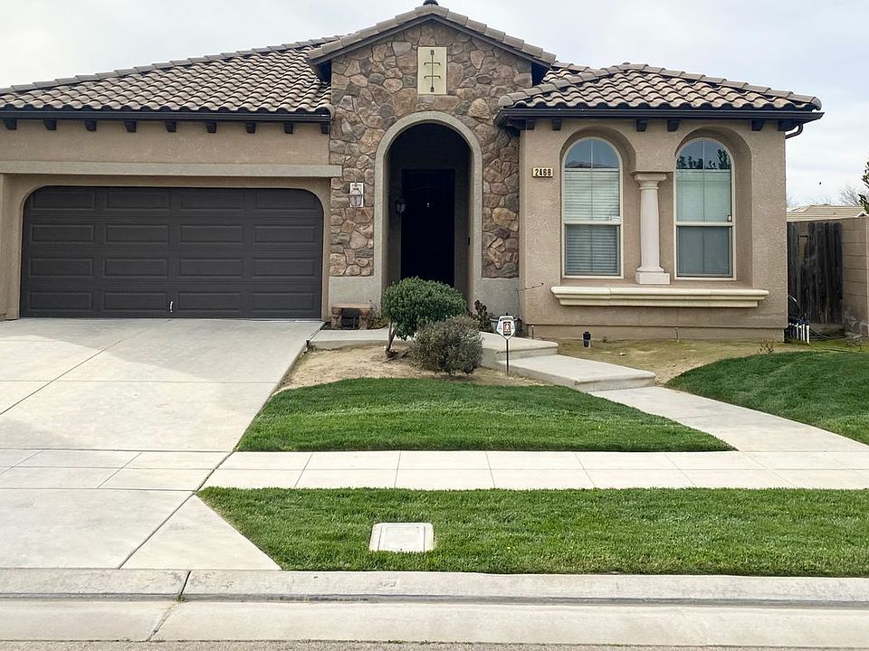 1st image of 2468 S Bundy Dr
