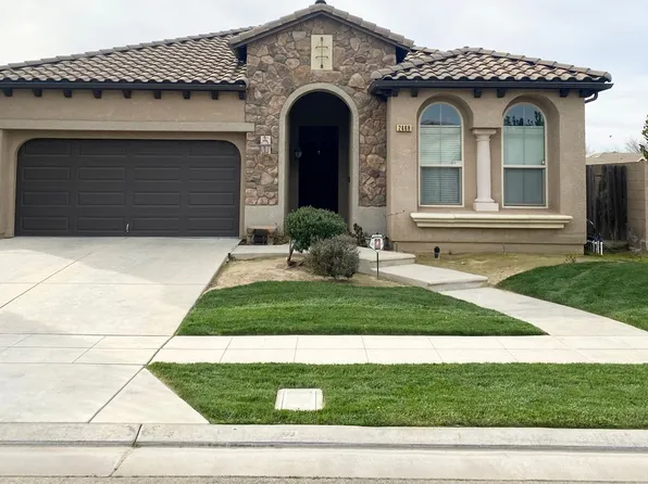 2468 S Bundy Dr, Fresno, CA 93727
