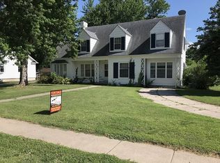 805 E Douglas St, Oneill, NE 68763