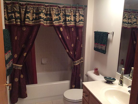 2nd image of 1327 Brown St Unit 304