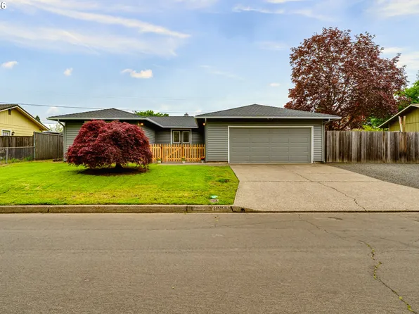 1085 Stillman Ave, Eugene, OR 97404