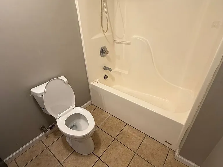 10-12 Jessie Head Dr NW — Photo 11