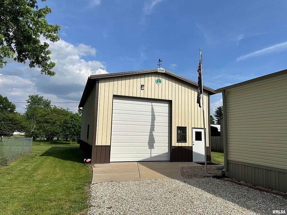 108 N 9th St, Oquawka, IL 61469 Zillow