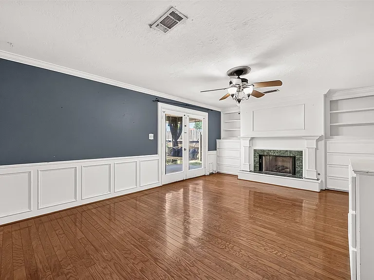 1007 E Baker Rd — Photo 10