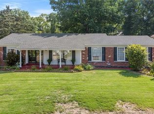 11740 Sheffield Dr, Florissant, MO