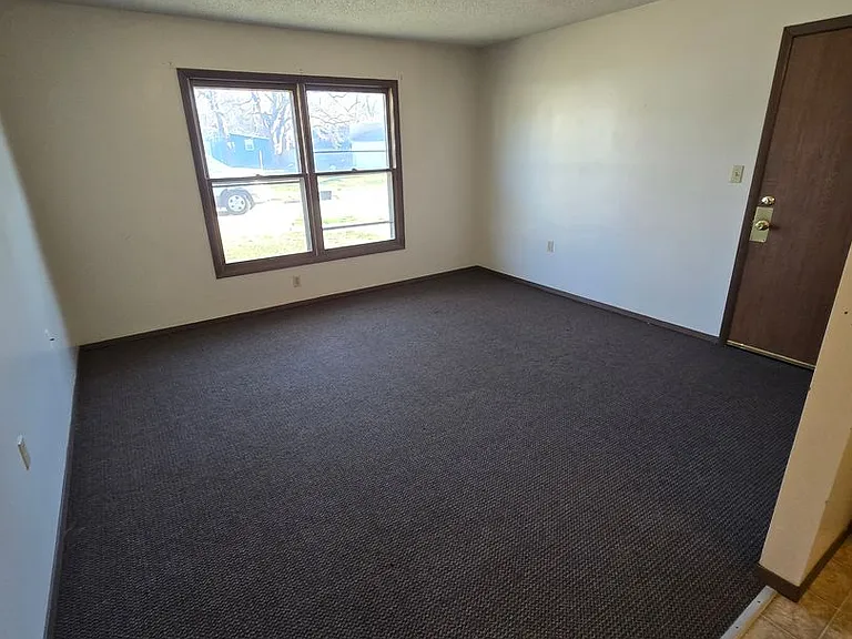 Tiger Rentals: Victoria Gardens — Photo 4