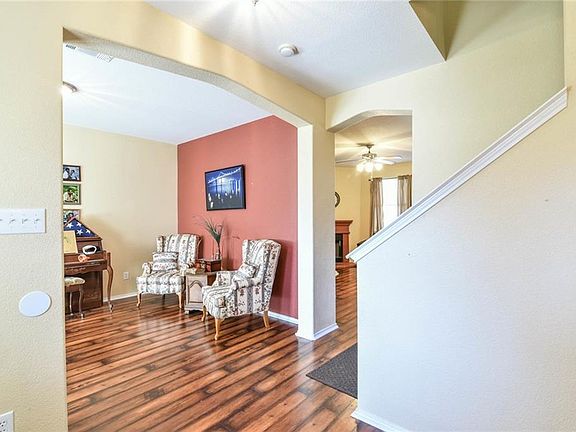 5th image of 8116 Southern Pine Way