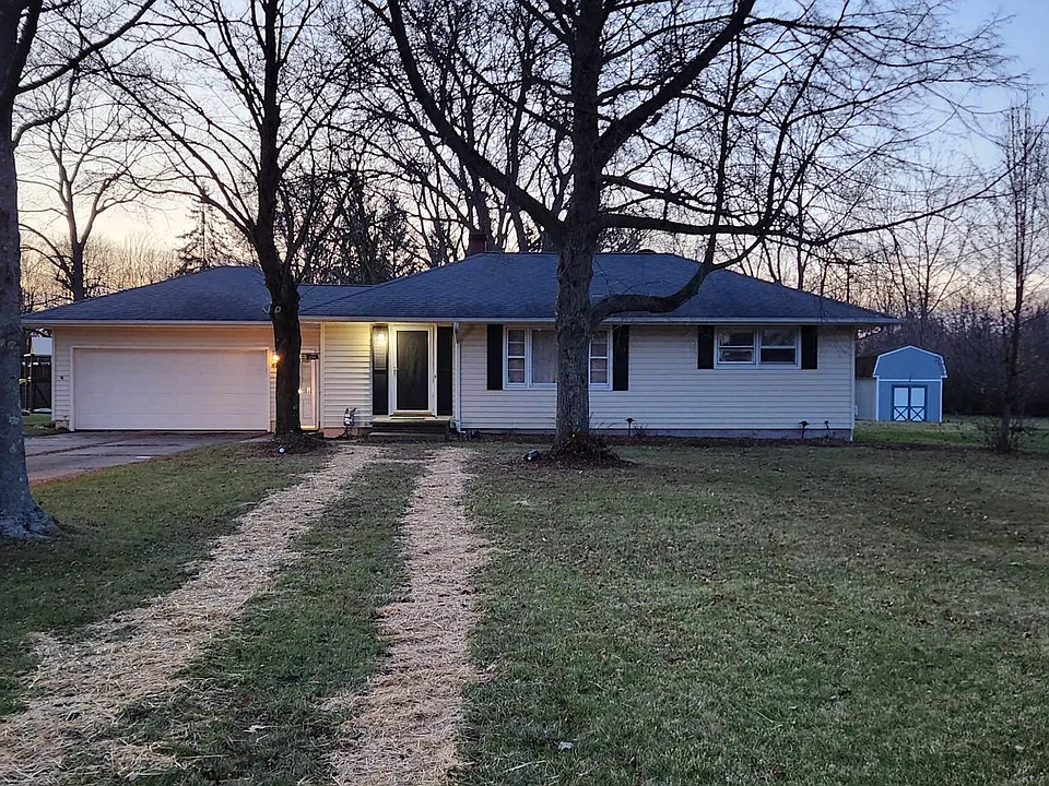 1246 Blueberry Hill Dr