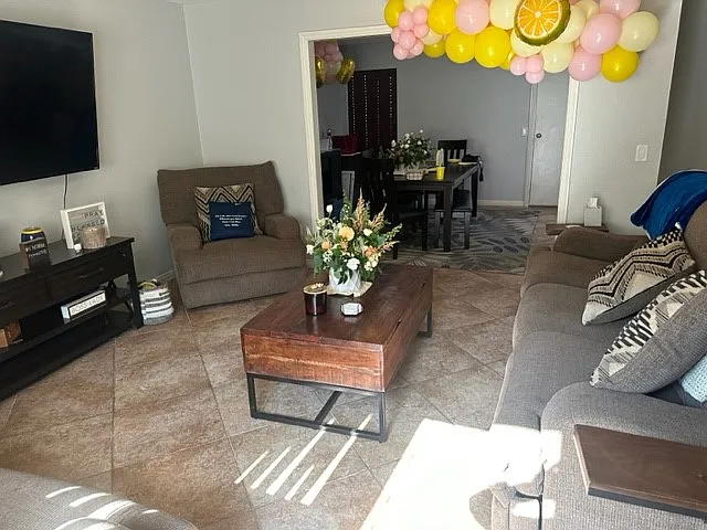 417 D St — Photo 8