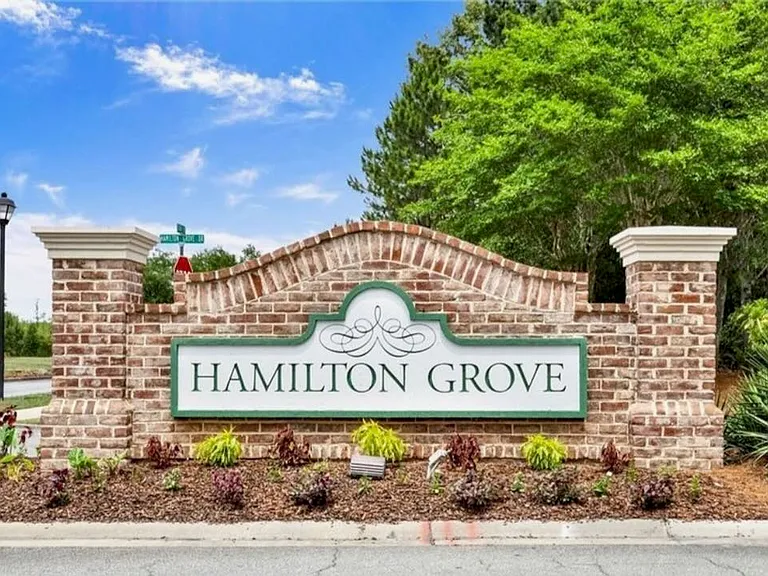 70 Hamilton Grove Dr — Photo 24