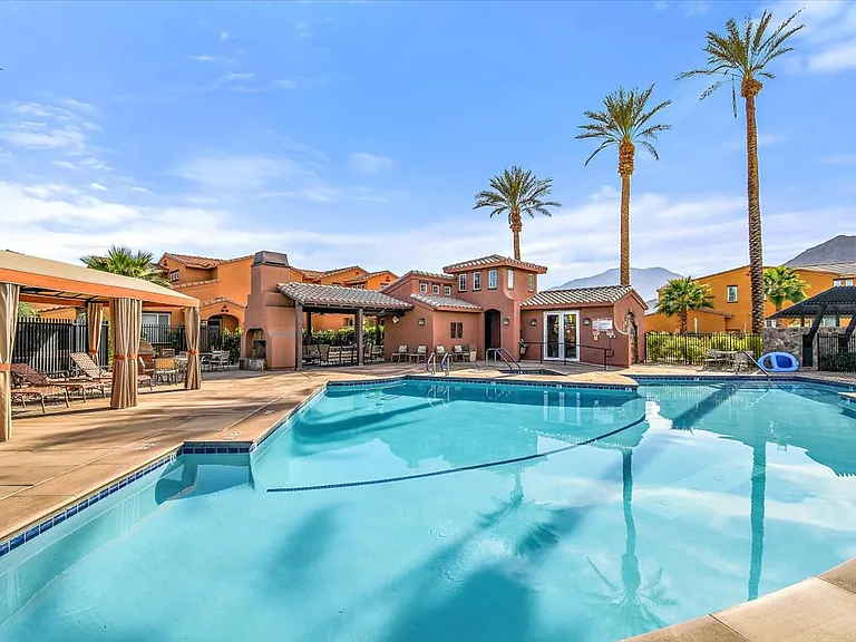 52210 Rosewood Ln — Photo 6