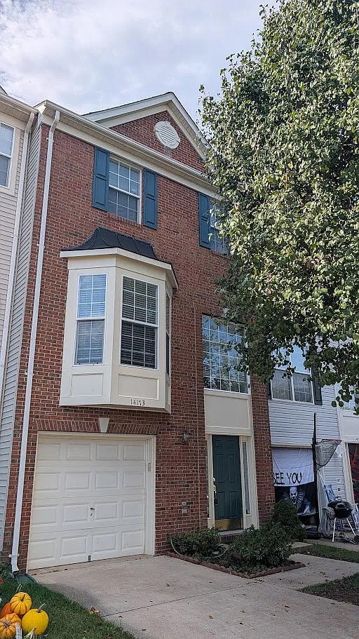 3 bed, 1752 sqft, $2,700 — Photo 1