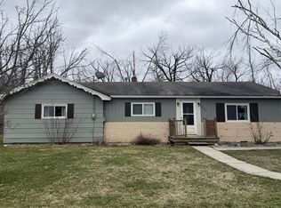 1393 Mackinaw Ave, Cheboygan, MI 49721