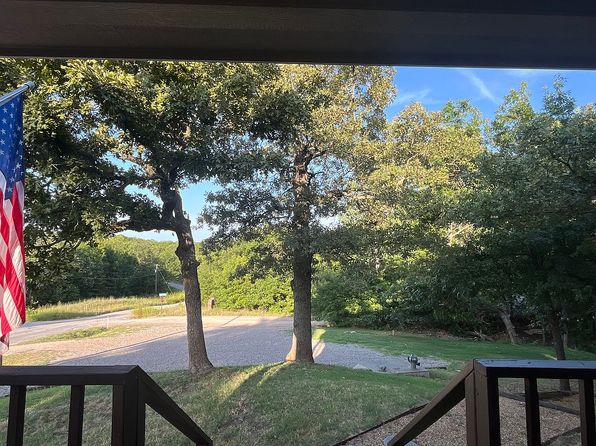 3012 Comanche Rd