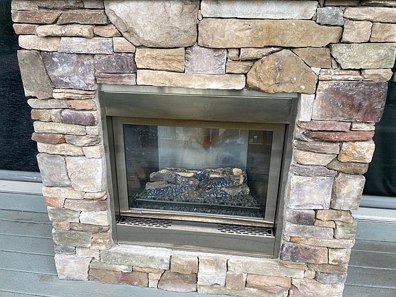 3rd image of 61 Brookside Ave