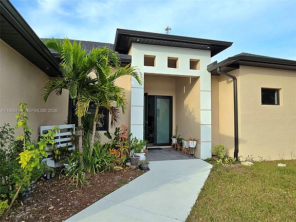 2nd image of 705 Harding Ln