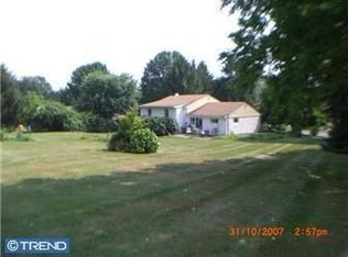 235 Fairhill Dr, Churchville, PA