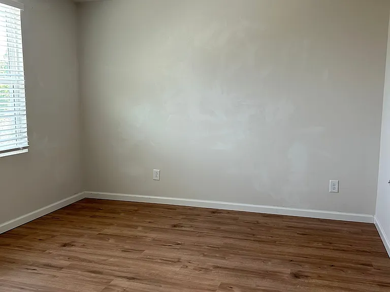 525 Hampton Townes Dr #1 — Photo 9