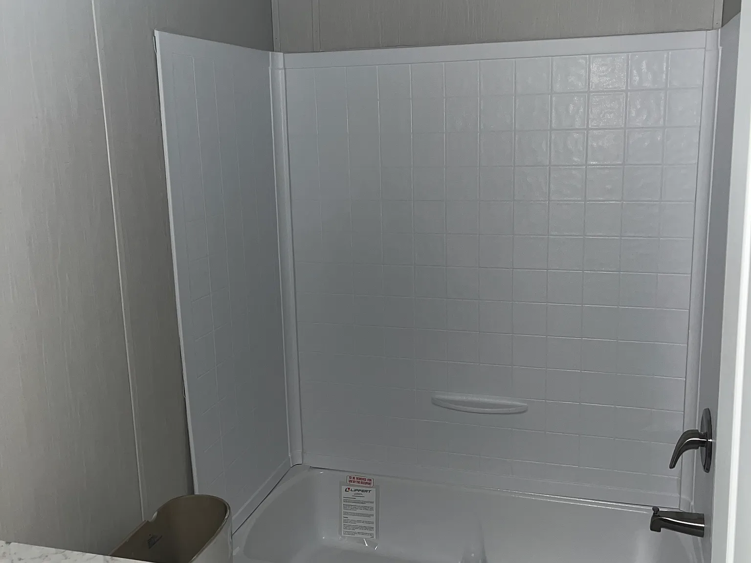 3 bed, 924 sqft, $1,200 — Photo 4