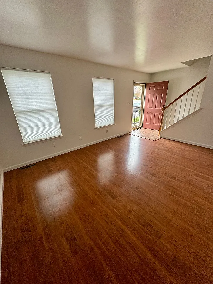 809 Rockwood Dr Elizabethtown, Pa 17022 — Photo 2