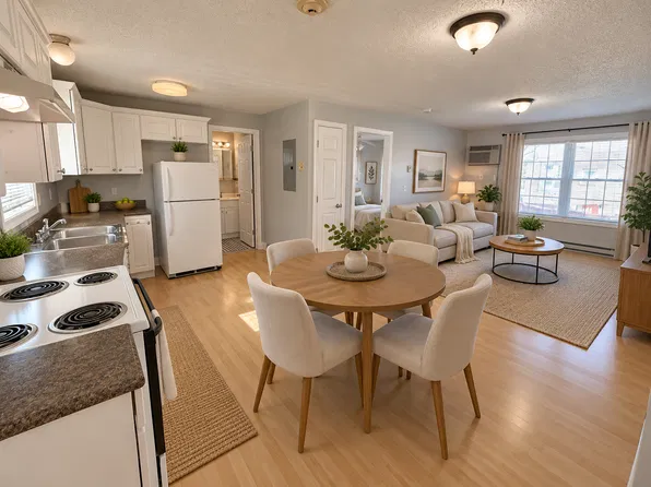 13 Pezzullo St APT 2, Johnston, RI 02919