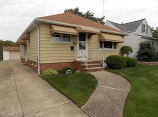 3206 Park Dr, Parma, OH