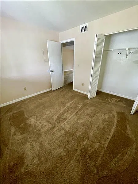 2 bed, $1,975 — Photo 3