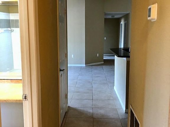 4th image of 705 Boardwalk Dr APT 427
