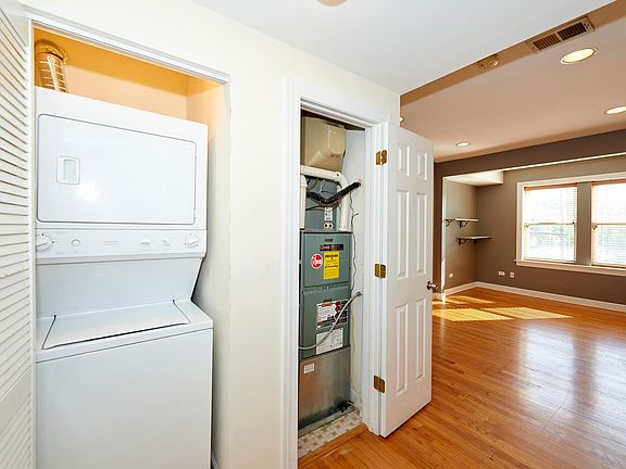 2nd image of 5158 N Avers Ave APT 2