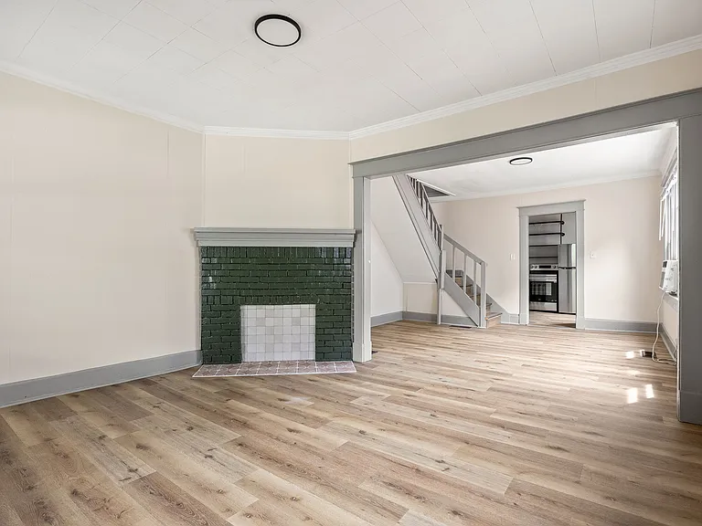2101 Singleton St #2103 — Photo 8