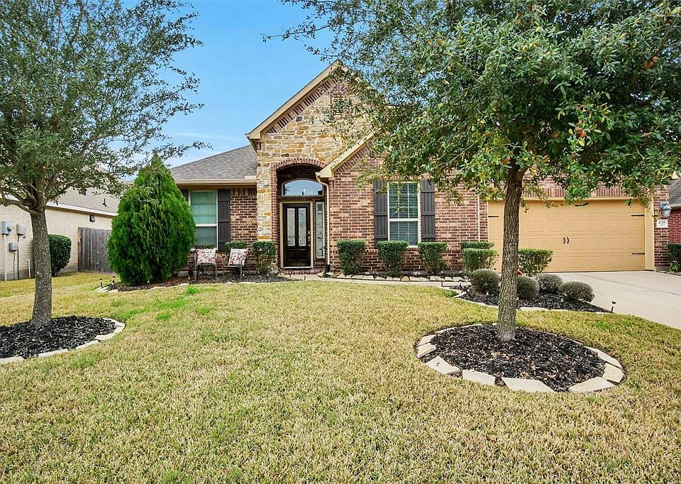 1st image of 4718 Autumn Pine Ln